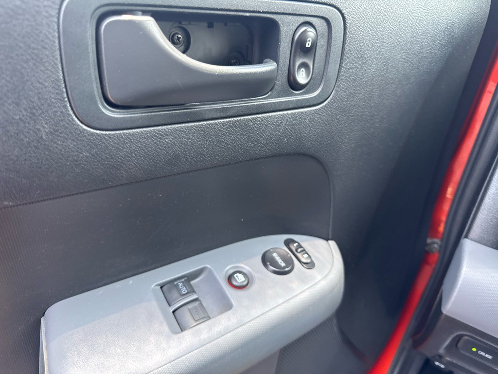 2004 Honda Element Image 24