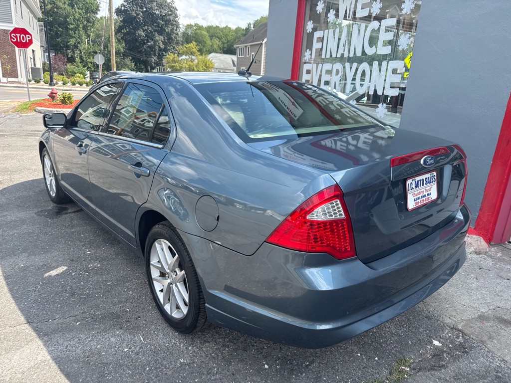 2011 Ford Fusion Image 6