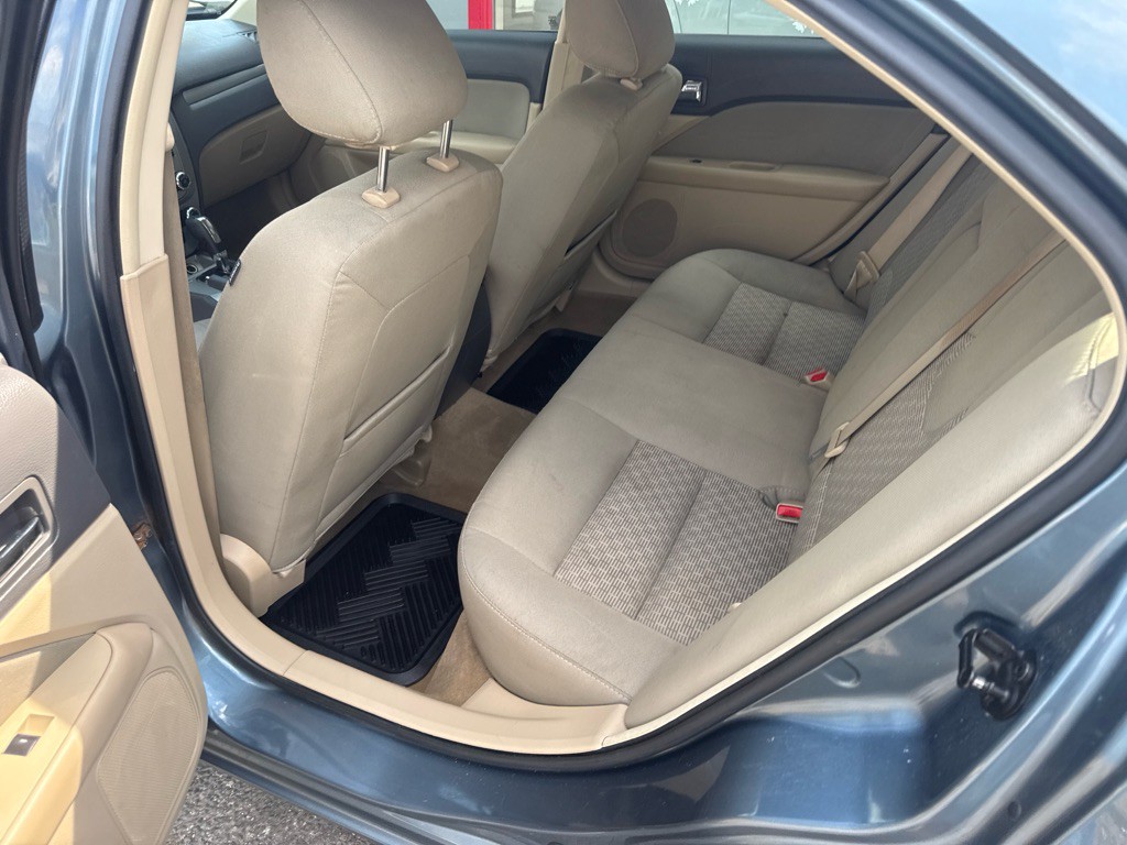 2011 Ford Fusion Image 15