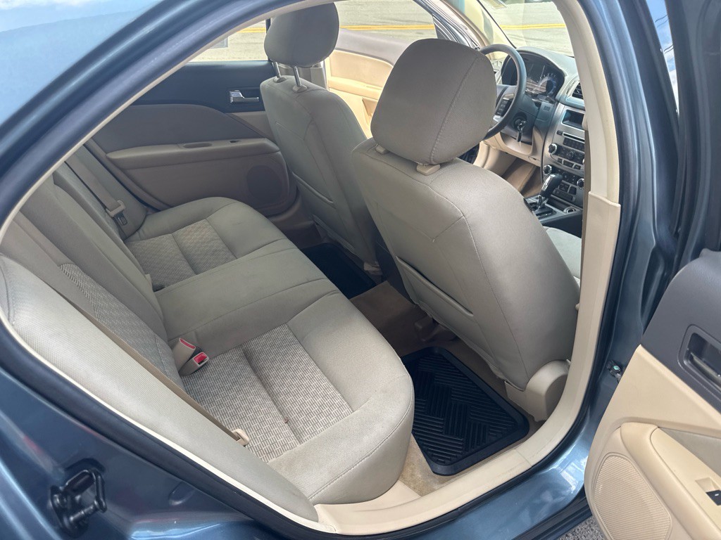2011 Ford Fusion Image 19