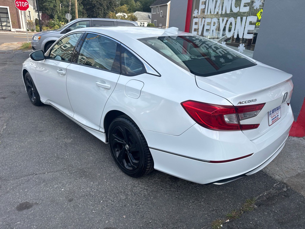 2018 Honda Accord Image 6