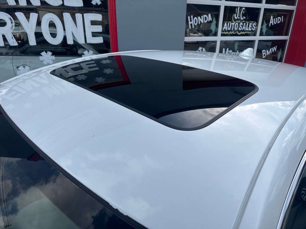 2018 Honda Accord Image 9