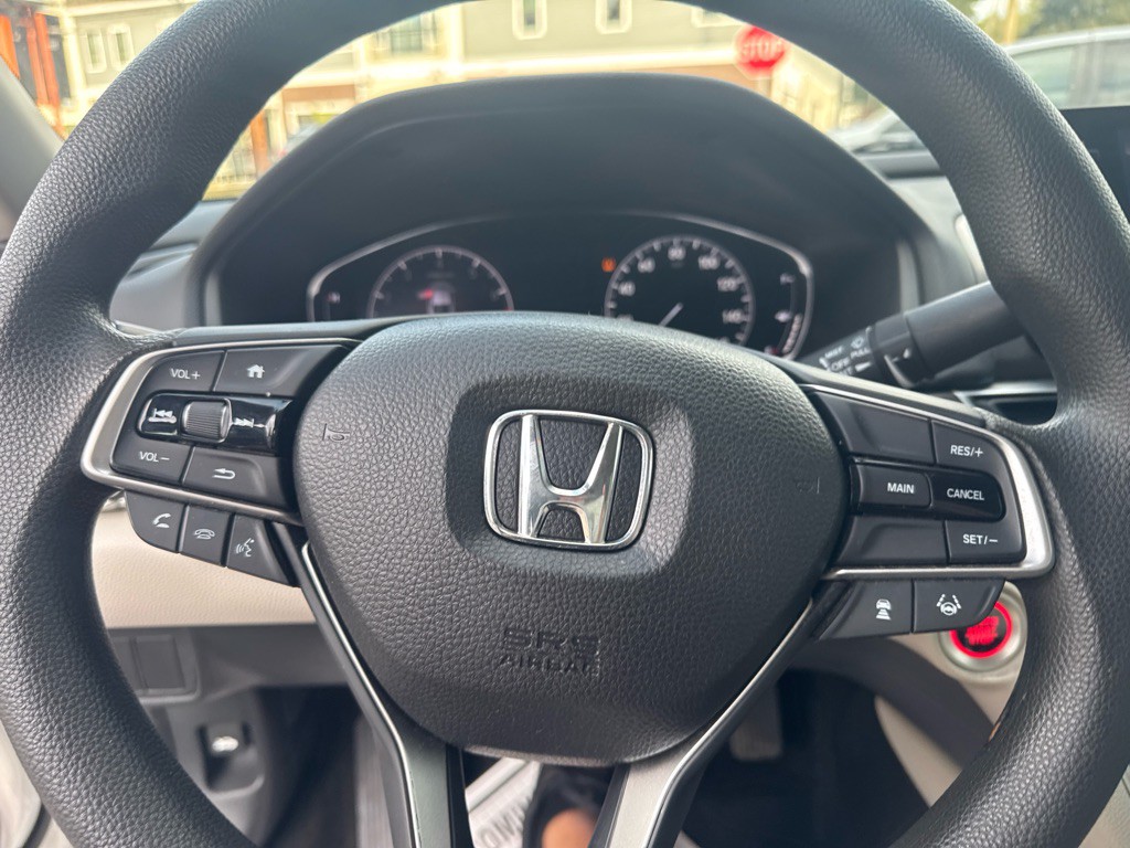 2018 Honda Accord Image 26