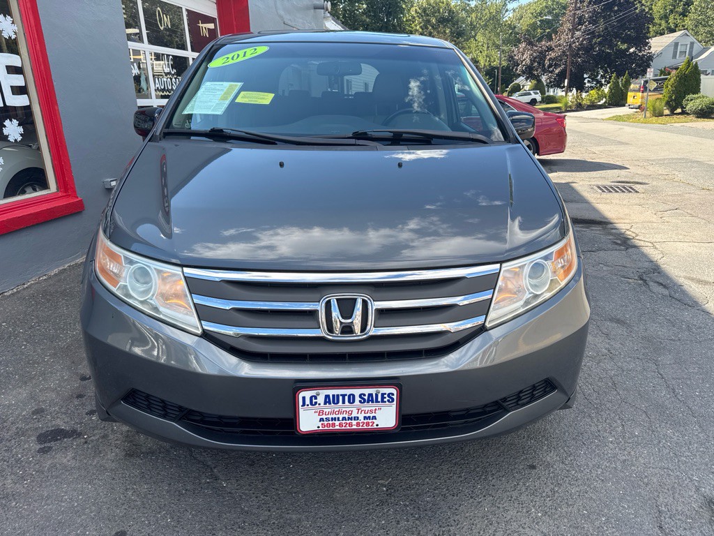 2012 Honda Odyssey Image 2