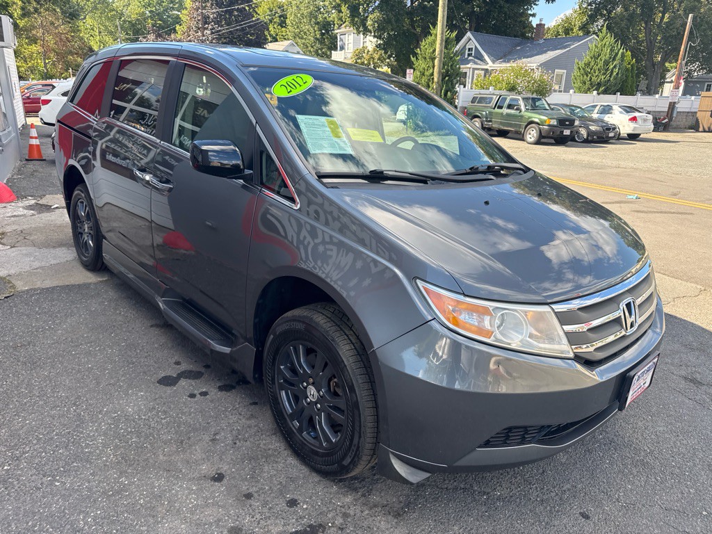 2012 Honda Odyssey Image 4