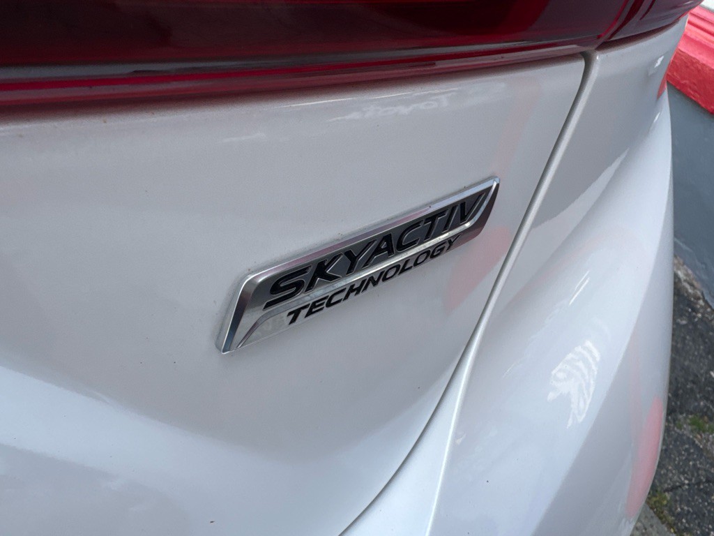 2014 Mazda Mazda3 Image 24