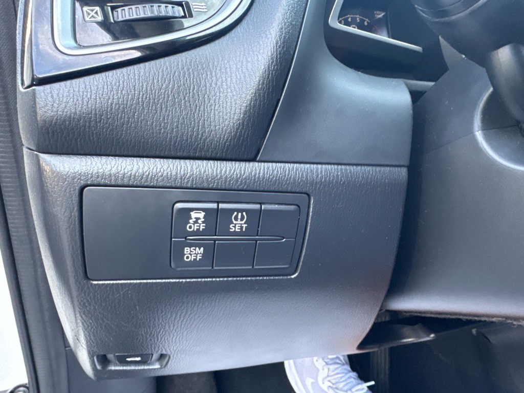 2014 Mazda Mazda3 Image 34