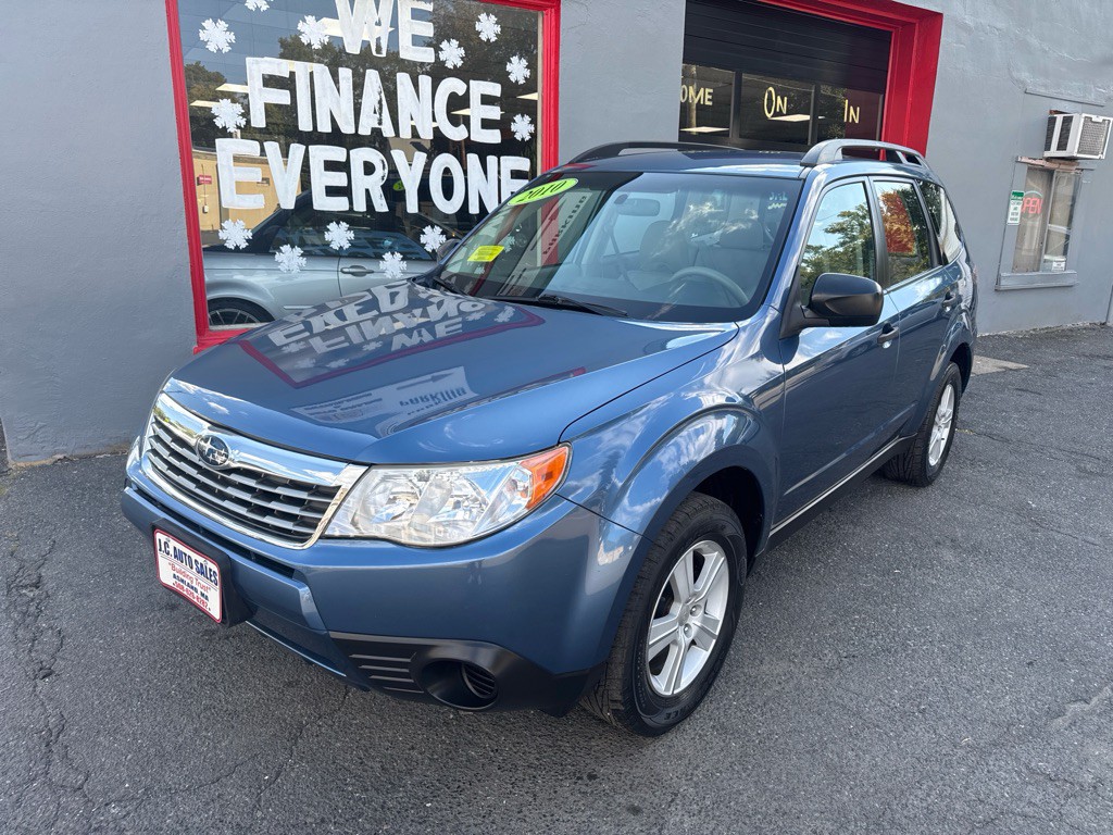 2010 Subaru Forester Image 1