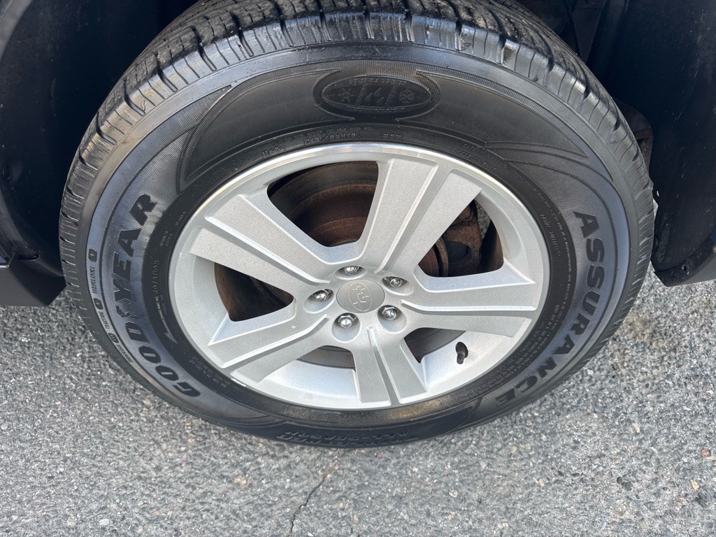 2010 Subaru Forester Image 10