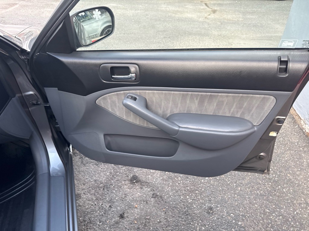 2005 Honda Civic Image 19