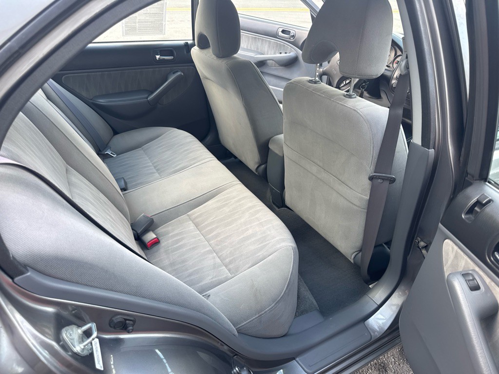 2005 Honda Civic Image 20