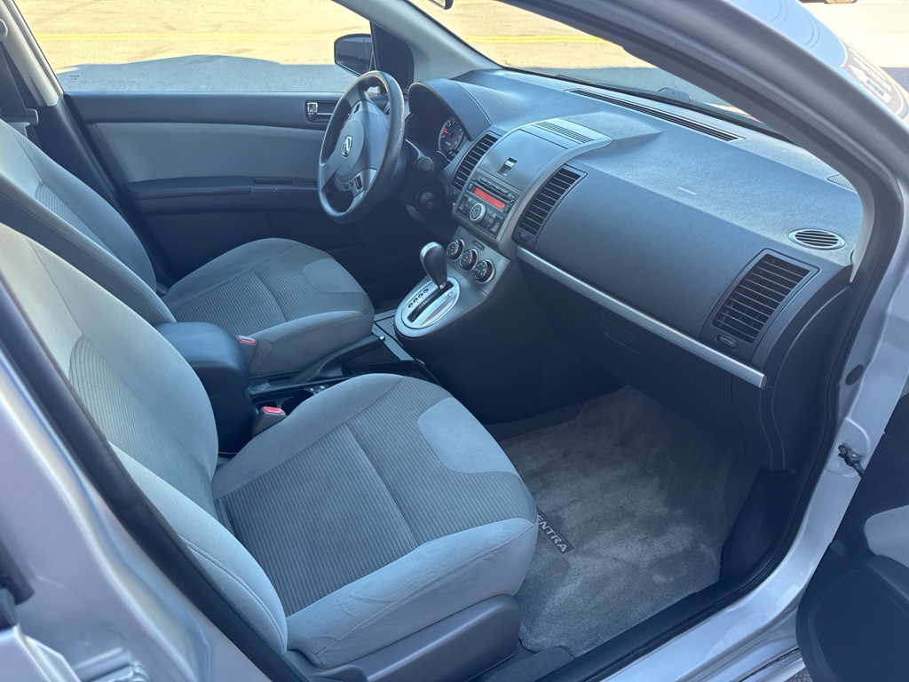 2012 Nissan Sentra Image 17
