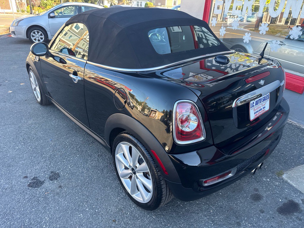 2015 MINI Cooper Image 6
