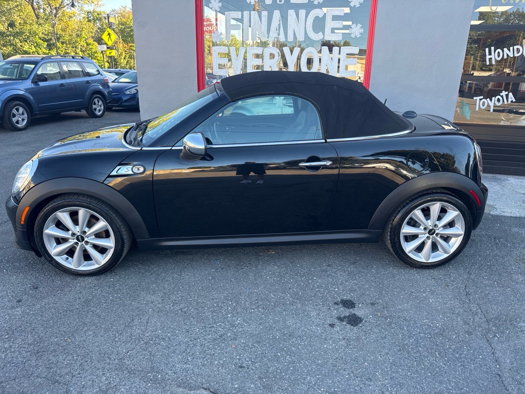 2015 MINI Cooper Image 7