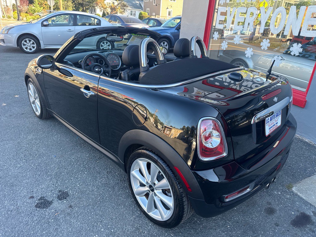 2015 MINI Cooper Image 11
