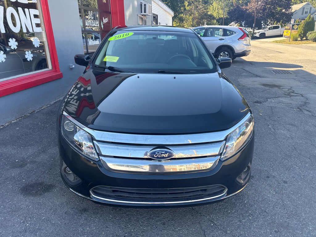 2010 Ford Fusion Image 2