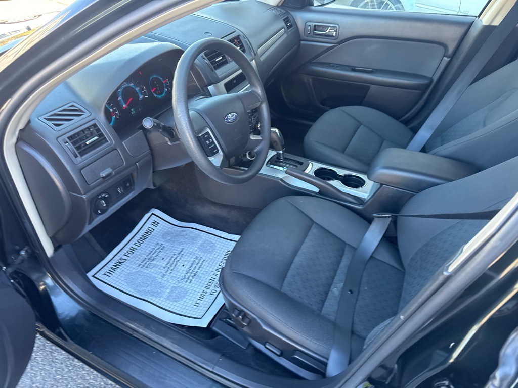 2010 Ford Fusion Image 13