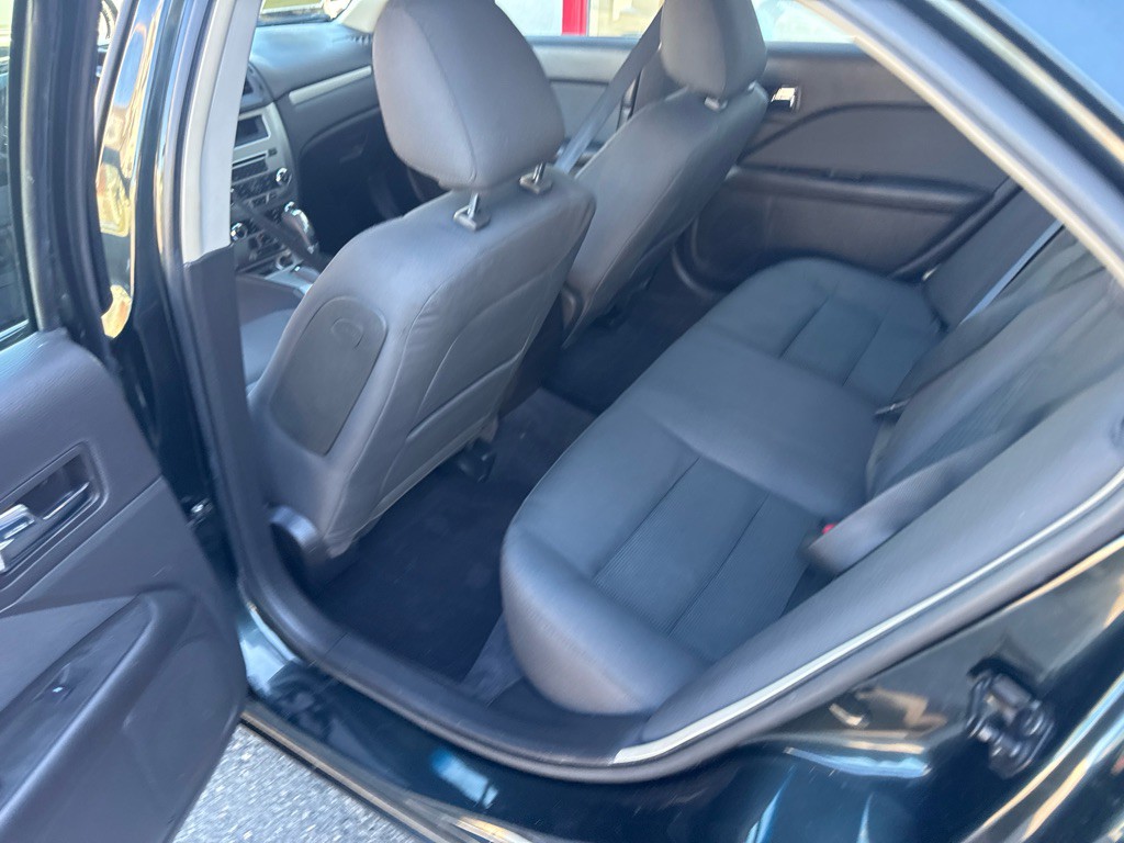 2010 Ford Fusion Image 15