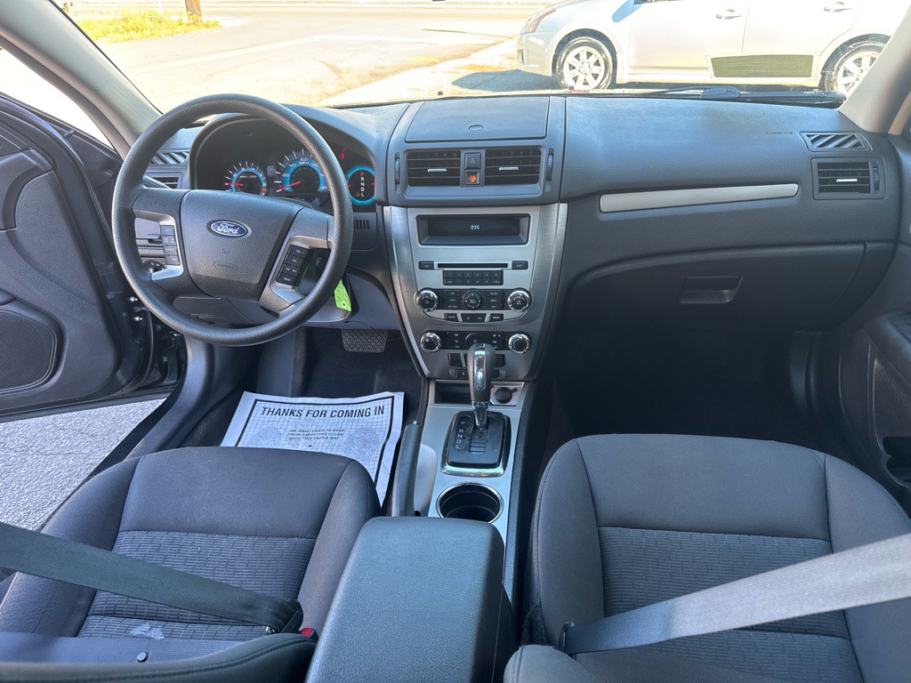 2010 Ford Fusion Image 21