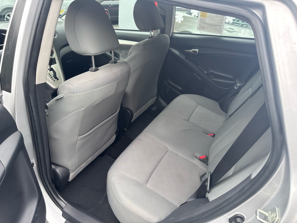 2010 Toyota Matrix Image 15