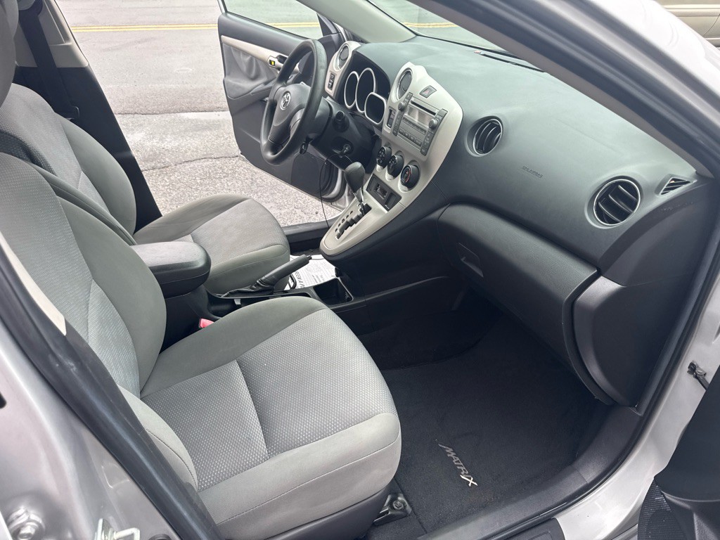 2010 Toyota Matrix Image 18