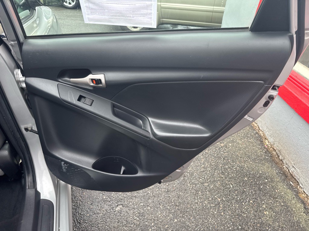 2010 Toyota Matrix Image 21