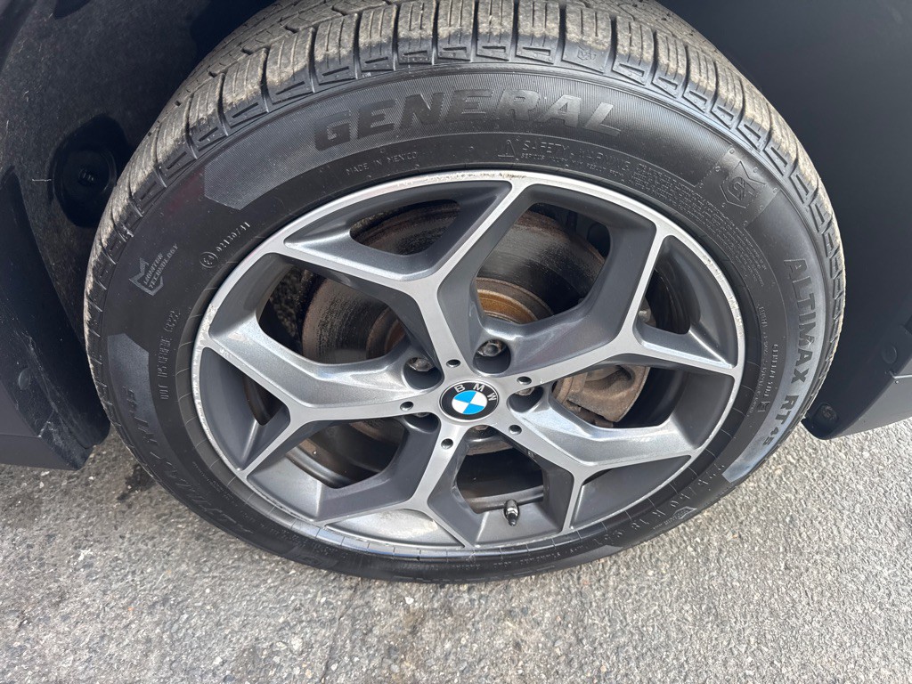 2016 BMW X1 Image 13