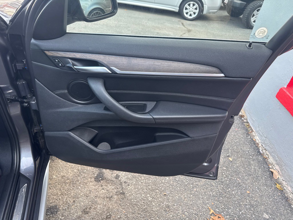 2016 BMW X1 Image 21