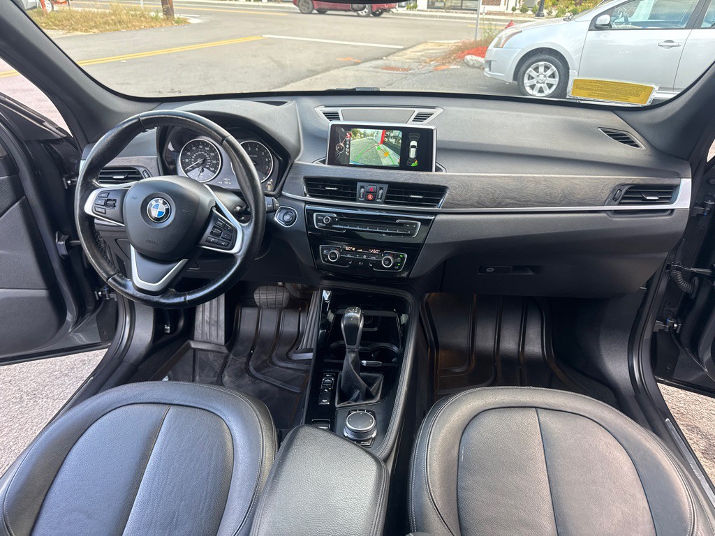2016 BMW X1 Image 24