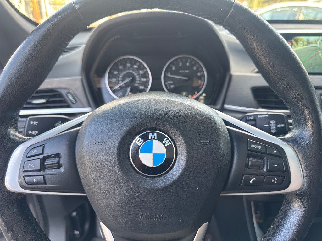 2016 BMW X1 Image 32