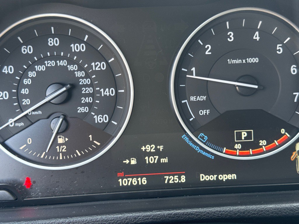 2016 BMW X1 Image 34