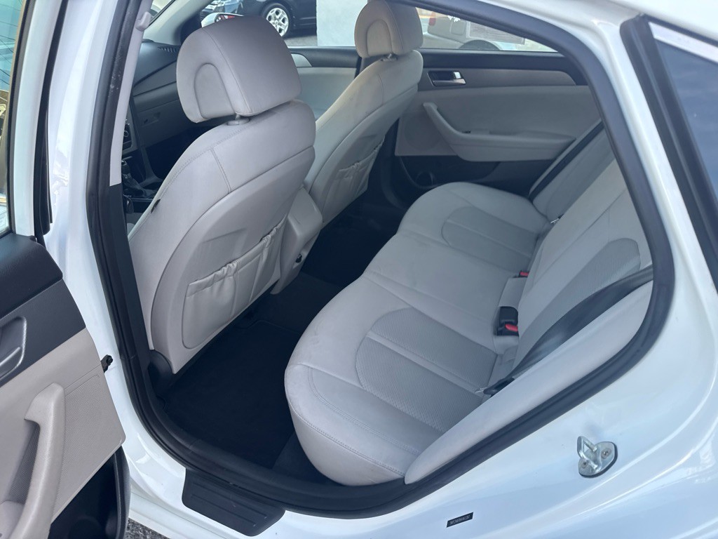 2017 Hyundai Sonata Image 15