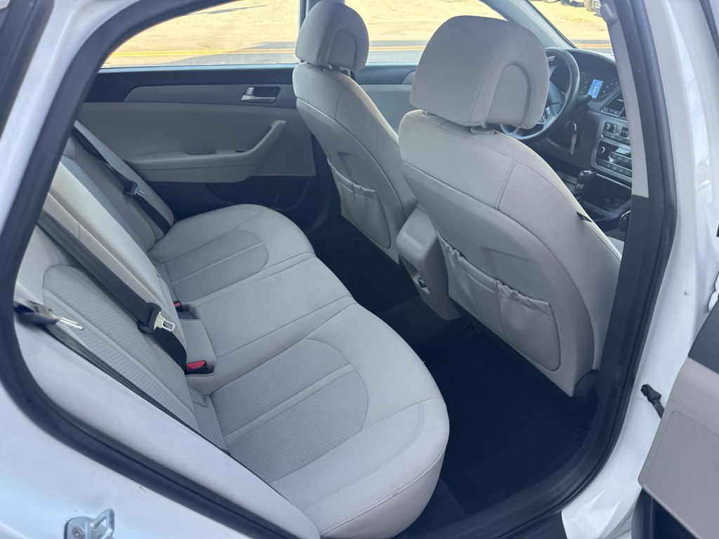 2017 Hyundai Sonata Image 19
