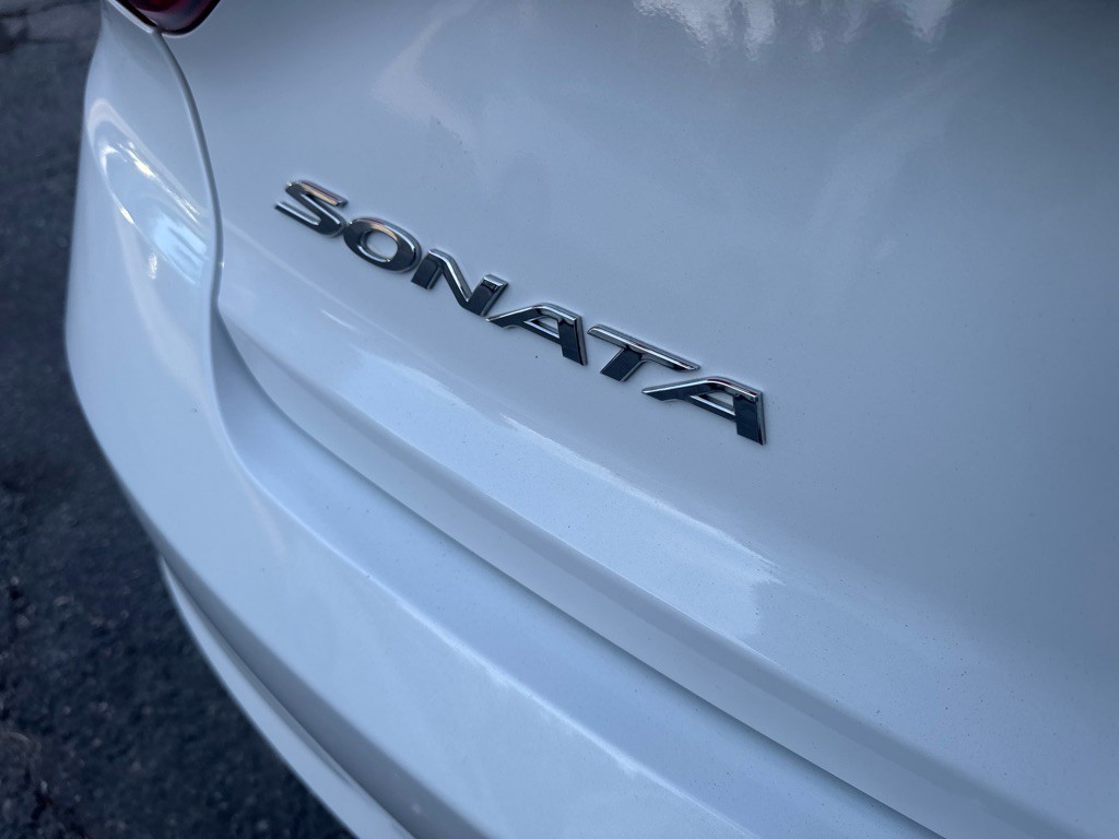 2017 Hyundai Sonata Image 22