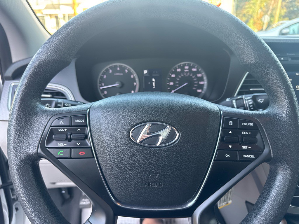 2017 Hyundai Sonata Image 29