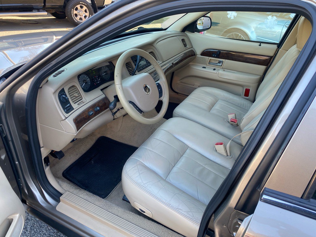 2006 Mercury Grand Marquis Image 13