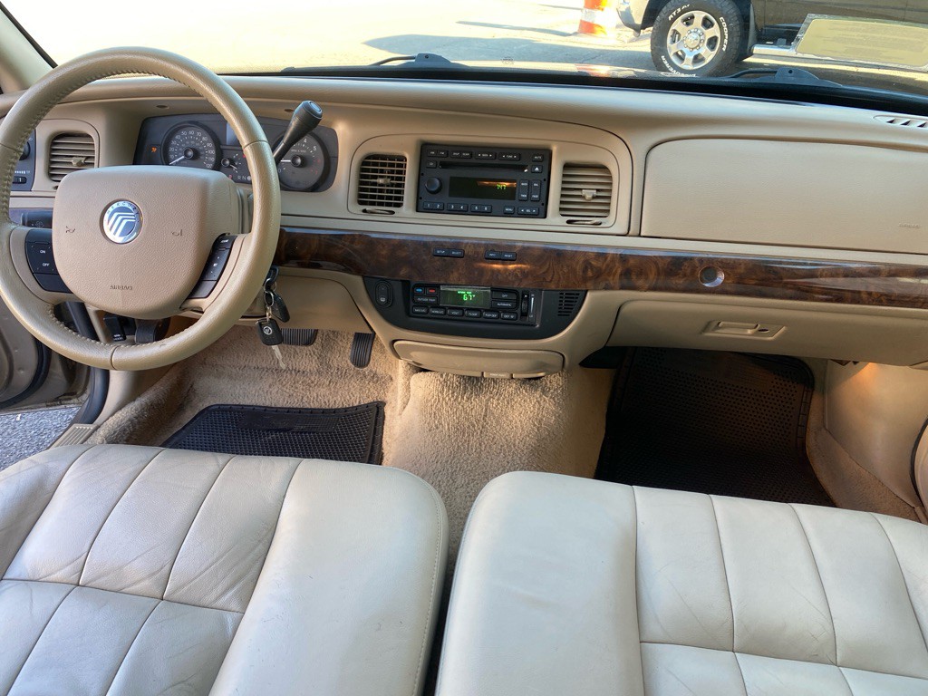 2006 Mercury Grand Marquis Image 21
