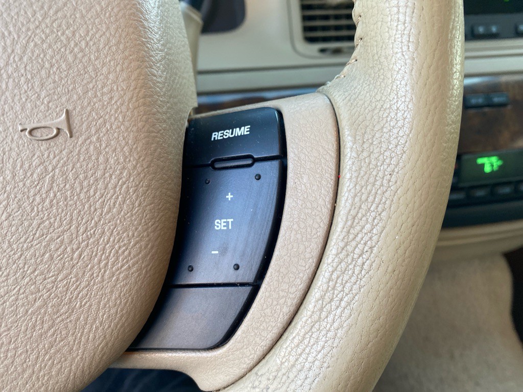 2006 Mercury Grand Marquis Image 26