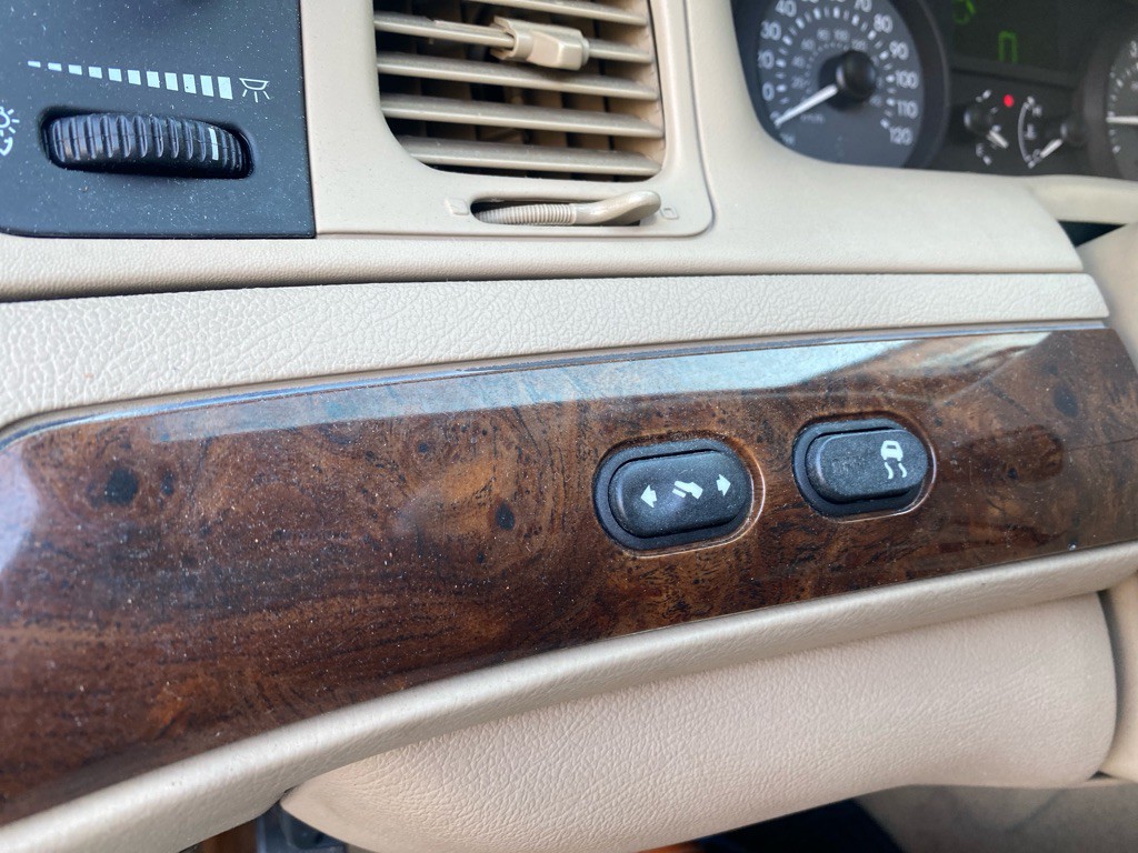 2006 Mercury Grand Marquis Image 28