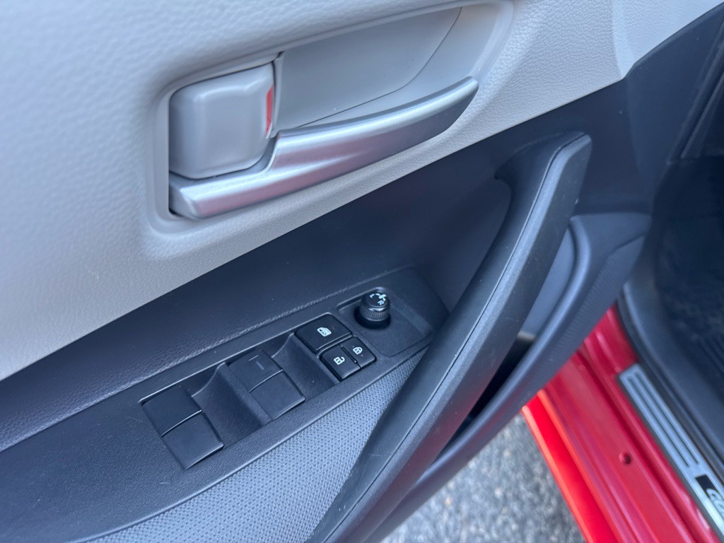 2021 Toyota Corolla Image 24