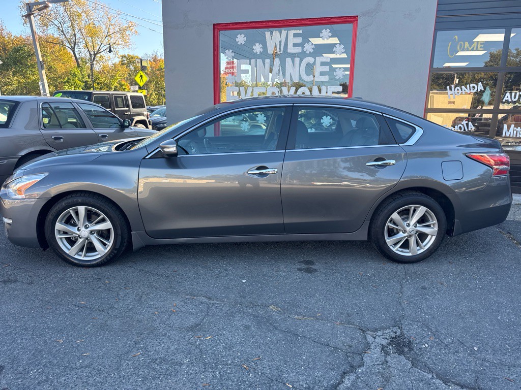 2015 Nissan Altima Image 7