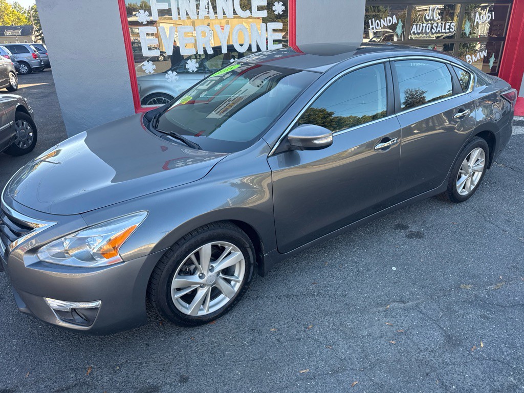 2015 Nissan Altima Image 8