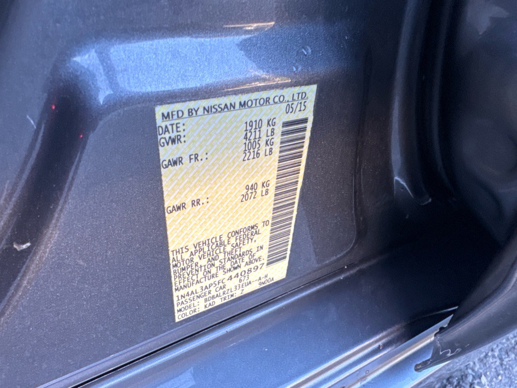 2015 Nissan Altima Image 36