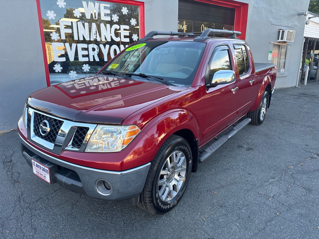 2010 Nissan Frontier Image 1