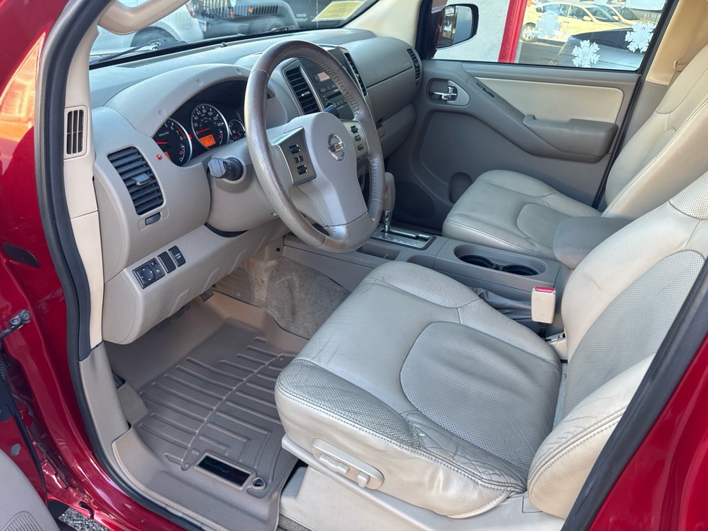 2010 Nissan Frontier Image 15
