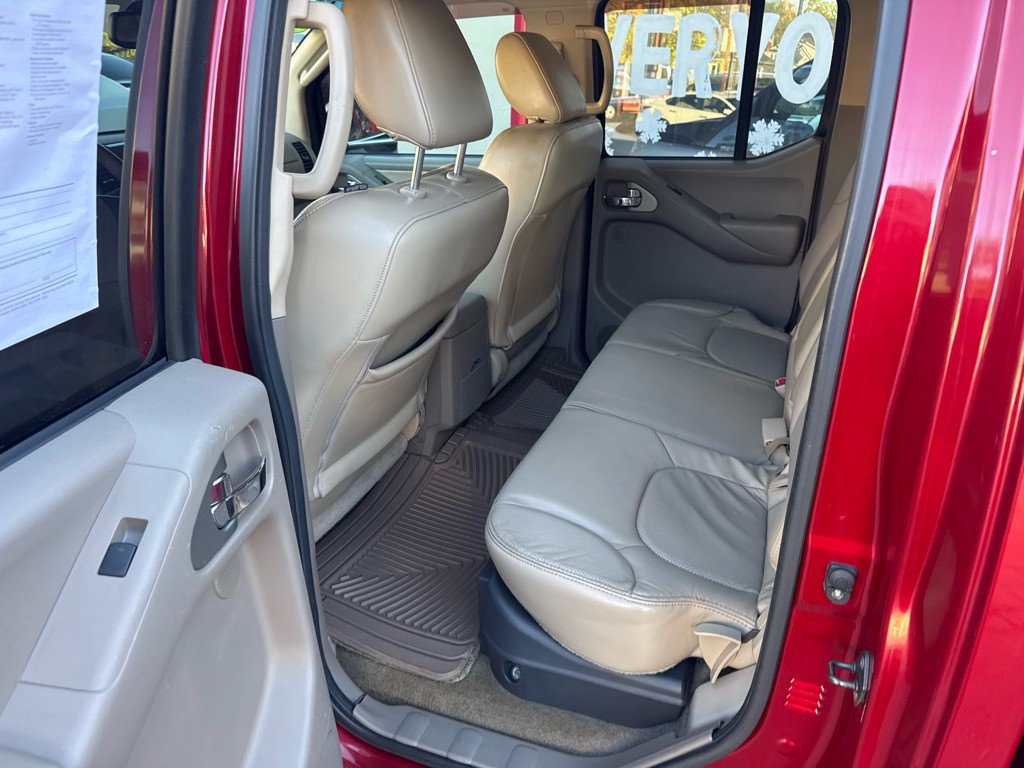2010 Nissan Frontier Image 17