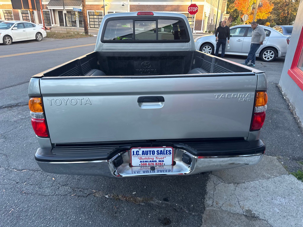 2003 Toyota Tacoma Image 5