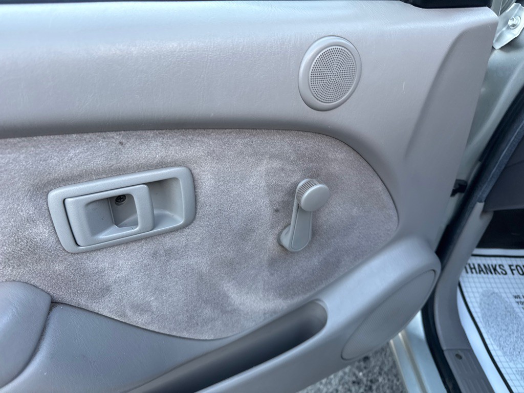 2003 Toyota Tacoma Image 18