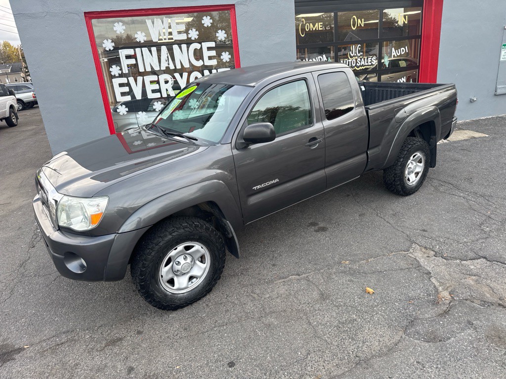 2010 Toyota Tacoma Image 8
