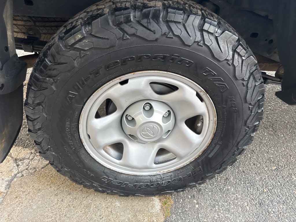 2010 Toyota Tacoma Image 11